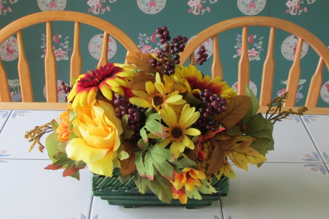 A flower arrangement for the kitchen table.