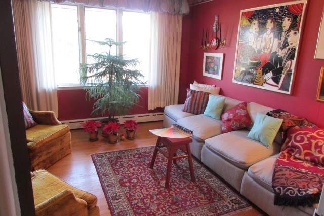 Picking Paint Colors that go with, in this case, a predominately Burgundy oriental rug.